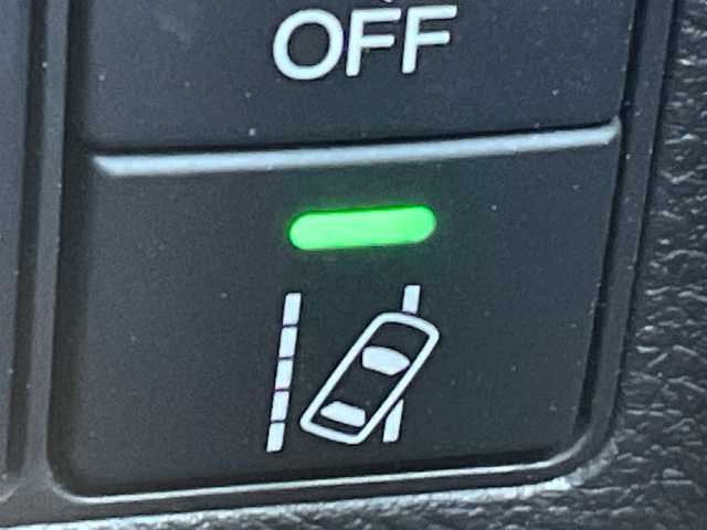 ホンダ ヴェゼル ハイブリッド Z ホンダセンシング 茨城県 2021(令3)年 1.6万km プラチナホワイトパール 社外9型ナビ/Bluetooth/フルセグTV/バックカメラ/HDMI/ビルトインETC/ドライブレコーダー/ハーフレザーシート/シートヒーター/レーダークルーズコントロール/衝突軽減システム/クリアランスソナー/横滑り防止装置/レーンキープアシスト/オートライト/LEDヘッドライト/コーナーセンサー/スマートキー