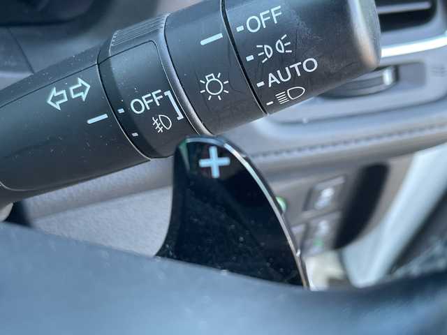 ホンダ ヴェゼル ハイブリッド Z ホンダセンシング 茨城県 2021(令3)年 1.6万km プラチナホワイトパール 社外9型ナビ/Bluetooth/フルセグTV/バックカメラ/HDMI/ビルトインETC/ドライブレコーダー/ハーフレザーシート/シートヒーター/レーダークルーズコントロール/衝突軽減システム/クリアランスソナー/横滑り防止装置/レーンキープアシスト/オートライト/LEDヘッドライト/コーナーセンサー/スマートキー