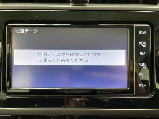 トヨタ プリウス ＰＨＶ S GRスポーツ 兵庫県 2019(令1)年 6.2万km アティチュードブラックマイカ ハーフレザーシート/シートヒーター/純正SDナビ(CD/DVD/SD/Bt/フルセグ)/NSZT-W68T/バックカメラ/ビルトインETC/ドライブレコーダー/オートライト/LEDライト/フォグランプ/純正18inアルミホイール/スマートキー/・ACC/・PCS/・オートハイビーム