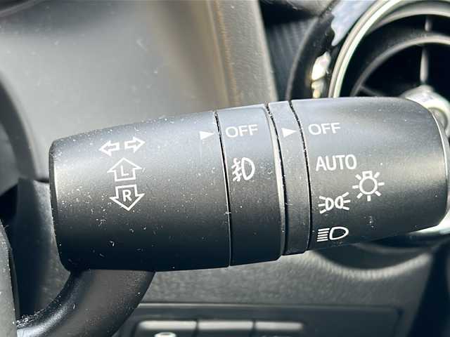 マツダ デミオ XD ツーリング 岡山県 2015(平27)年 7.4万km スノーフレイクホワイトパールマイカ 純正メモリーナビ/CD/DVD/フルセグ/バックカメラ/セーフティパッケージ/・ブラインドスポットモニター/・リアクロストラフィックアラート/・ハイビームアシスト/・車線逸脱警報/シティーブレーキサポート/AT誤発進抑制機能/LEDオートヘッドライト/アクティブドライビングディスプレイ/スマートキー/ドライブレコーダー/禁煙車