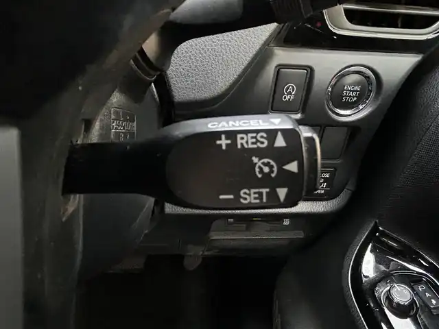 トヨタ ヴォクシー ZS 煌Ⅱ 佐賀県 2020(令2)年 6.1万km ホワイトパールクリスタルシャイン トヨタセーフティセンス/・プリクラッシュセーフティ/・レーンディパーチャーアラート/・オートマチックハイビーム/クルーズコントロール/クリアランスソナー/純正10インチSDナビ/・バックカメラ/・フルセグTV/BT/CD/DVD/純正12.1インチフリップダウンモニター/純正16インチAW/両側パワースライドドア/LEDヘッドライト/オートライト/フォグランプ/ETC/前後ドライブレコーダー(SN-TW77)/プッシュスタート/ステアリングスイッチ/電動格納ミラー/ISOFIX/取扱説明書