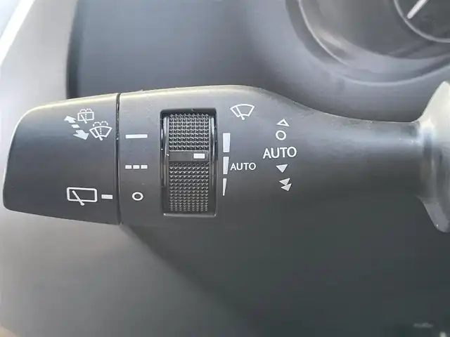 レクサス ＮＸ 300h Fスポーツ 茨城県 2018(平30)年 7.5万km ヒートブルーコントラストレイヤリング 後期型モデル/メーカーナビ/バックカメラ/サイドカメラ/レクサスセーフティセンス/レーダークルーズコントロール/革巻きステアリング/ステアリングスイッチ/ステアリングヒーター/本革パワーメモリーシート/シートヒーター/ベンチレーション/パワーバックドア/LEDヘッドライト/オートハイビーム/オートワイパー/オートライト