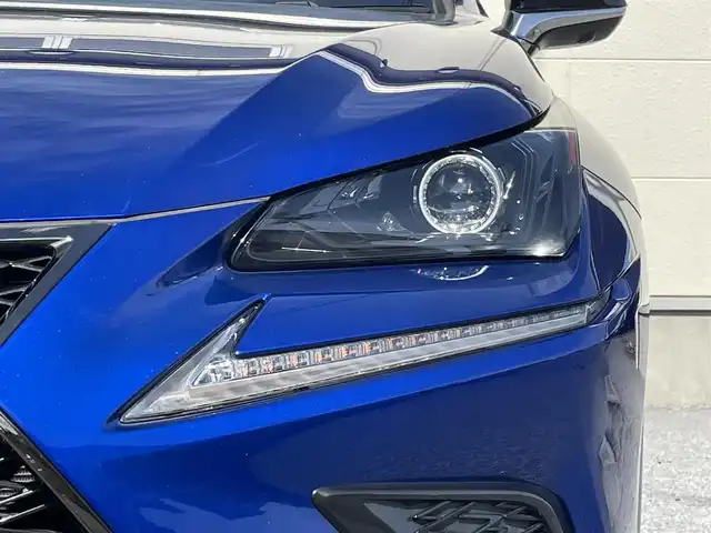 レクサス ＮＸ 300h Fスポーツ 茨城県 2018(平30)年 7.5万km ヒートブルーコントラストレイヤリング 後期型モデル/メーカーナビ/バックカメラ/サイドカメラ/レクサスセーフティセンス/レーダークルーズコントロール/革巻きステアリング/ステアリングスイッチ/ステアリングヒーター/本革パワーメモリーシート/シートヒーター/ベンチレーション/パワーバックドア/LEDヘッドライト/オートハイビーム/オートワイパー/オートライト