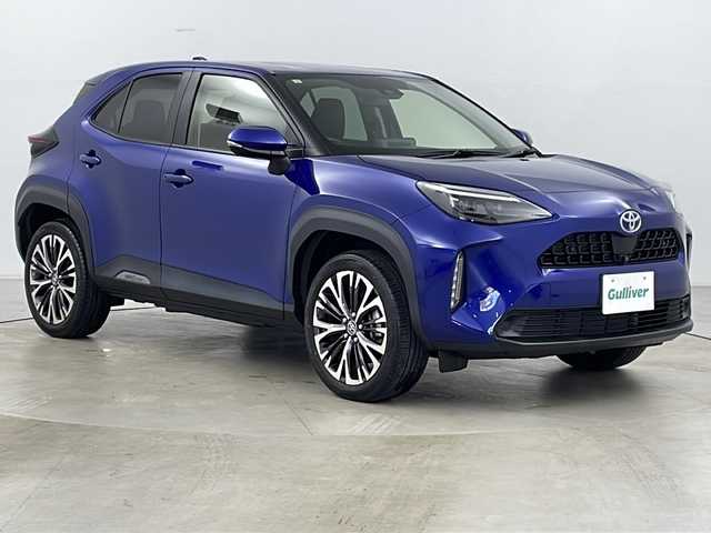 トヨタ ヤリスクロス ハイブリッド Z 道央・札幌 2021(令3)年 4万km ダークブルーマイカM ・4WD/・寒冷地仕様/・純正ナビ＆TV＆DVD＆BT＆USB＆miracast/・パノラミックビューモニター/・トヨタセーフティセンス/・プリクラッシュセーフティ/・レーントレーシングアシスト/・レーダークルコン/・オートマチックハイビーム/・ロードサインアシスト/・ブラインドスポットモニター/・カラーヘッドアップディスプレイ/・ステアリングヒーター/・ハーフレザーシート/・パワーシート/・シートヒーター/・AC100V/・ビルトインETC/・LEDヘッドライト/・LEDフォグ/・ドアミラーヒーター/・クリアランスソナー/・スマートキー/・純正18インチAW