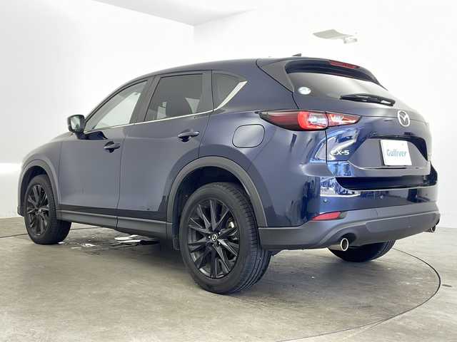 マツダ ＣＸ－５ 20S ブラックトーンED 兵庫県 2022(令4)年 1.7万km ディープクリスタルブルーマイカ ・純正ナビ&Bluetooth&TV&&USB&スマホ連携/・全方位カメラ/・ETC/・レーダークルーズコントロール/・i-ACTIVSENSE/・スマート・シティ・ブレーキ・サポート/・AT誤発進抑制制御/・リアクロストラフィックアラート/・ブラインドスポットモニター/・前後コーナーセンサー/・スマートキー/・オートライト/・オートマチックハイビーム/・LEDヘッドライト/・前後ドライブレコーダー/・パワーバックドア/・純正フロアマット/・メモリーパワーシート（運転席）/・ハーフレザーシート/・シートヒーター（運転席・助手席）/・純正19インチアルミホイール/・パドルシフト/・電動パーキングブレーキ/・オートブレーキホールド/・アイドリングストップ/・Wエアバック/・カーテンエアバック