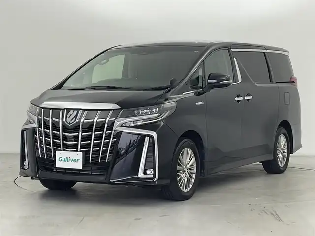 トヨタ アルファードハイブリット SR 群馬県 2018(平30)年 5.1万km ブラック 純正9インチSDナビ　【型番　NSZT-Y66T】/・フルセグTV/FM/AM/CD/DVD/Bluetooth/・バックカメラ/12.1型リヤエンターテイメントシステム/3眼LEDヘッドランプ/・LEDクリアランスランプ/・アダプティブハイビームシステム/・LEDシーケンシャルターンランプ/・LEDコーナリングランプ/AC100V電源/防眩インナーミラー/===========================/4WD/前方ドライブレコーダー/パワーバックドア/両側パワースライドドア/シートヒーター/シートベンチレーション/黒レザーシート/前席パワーシート/運転席シートメモリー/ビルトインETC2.0/オットマン/トヨタセーフティセンス/・プリクラッシュセーフティ/・レーントレーシングアシスト/・レーダークルーズコントロール/・オートマチックハイビーム/純正17インチAW