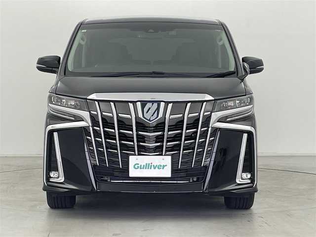 トヨタ アルファードハイブリット SR 群馬県 2018(平30)年 5.1万km ブラック 純正9インチSDナビ　【型番　NSZT-Y66T】/・フルセグTV/FM/AM/CD/DVD/Bluetooth/・バックカメラ/12.1型リヤエンターテイメントシステム/3眼LEDヘッドランプ/・LEDクリアランスランプ/・アダプティブハイビームシステム/・LEDシーケンシャルターンランプ/・LEDコーナリングランプ/AC100V電源/防眩インナーミラー/===========================/4WD/前方ドライブレコーダー/パワーバックドア/両側パワースライドドア/シートヒーター/シートベンチレーション/黒レザーシート/前席パワーシート/運転席シートメモリー/ビルトインETC2.0/オットマン/トヨタセーフティセンス/・プリクラッシュセーフティ/・レーントレーシングアシスト/・レーダークルーズコントロール/・オートマチックハイビーム/純正17インチAW