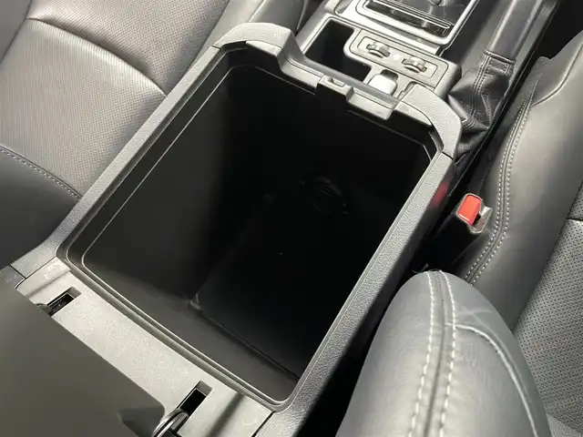 トヨタ ランドクルーザー プラド TX Lパッケージ ブラックED 福井県 2021(令3)年 2.7万km アティチュードブラックマイカ アルパインナビ/CD/DVD/Bluetooth/フルセグ/サンルーフ/Toyota Safety Sense/・プリクラッシュセーフティシステム/・レーンディパーチャーアラート/・レーダークルーズコントロール/デジタルインナーミラー/バックカメラ/レザーシート/シートヒーター/エアシート/パワーシート/ドラレコ/LEDヘッドライト/オートライト/オートマチックハイビーム/HDMI端子/レーンキープアシスト/横滑り防止装置/レーンキープアシスト/純正フロアマット/純正18AW