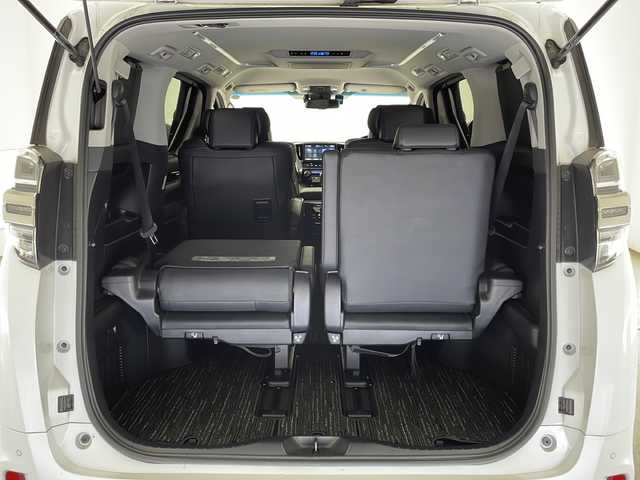 トヨタ ヴェルファイア Z Gエディション 宮崎県 2019(令1)年 3.3万km ホワイトパールクリスタルシャイン 禁煙車/トヨタセーフティセンス/純正10型ナビTV/（NSZN-Z68T/CD/DVD/Bluetooth/フルセグTV)/純正12.1型リアフリップダウンモニター/（V12T-R68C）/純正バックカメラ/純正ビルトインETC/純正LEDオートライト/純正LEDフォグ/純正オートアラーム/純正フロアマット/社外ドライブレコーダー（コムテック）/両側電動スライドドア/プリクラッシュセーフティ/アダプティブクルーズコントロール/レーンディパーチャーアラート/オートマチックハイビーム/クリアランスソナー/電子パーキング/オートホールド/パワーバックドア/前席パワーシート/エアシート/シートヒーター/リアエグゼクティブパワーシート/黒本革シート/ステアリングヒーター/ウッドコンビ本革巻ハンドル/Wオートエアコン（ナノイー）/スマートキー/プッシュエンジンスタート/スペアキー/新車時保証書/取扱い説明書/ナビ取扱い説明書