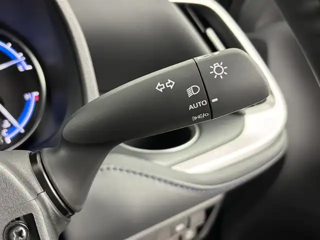 トヨタ ヴォクシー ハイブリッド S－Z 埼玉県 2025(令7)年 0.1万km未満 アティチュードブラックマイカ 登録済未使用車/純正ディスプレイオーディオ/（Bluetooth/CD/DVD/AM/FM）/フルセグTV/バックカメラ/レーダークルーズコントロール/快適利便パッケージ/横滑り防止装置/レーンキープアシスト/盗難防止装置/プリクラッシュセーフティ/LEDヘッドライト/両側パワースライドドア/ETC2.0/スマートキー