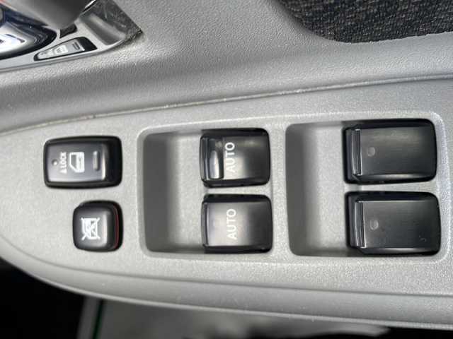 トヨタ シエンタ X LTD 山梨県 2008(平20)年 16.4万km ライトグリーンメタリック 純正ナビ　/電動スライドドア　/バックカメラ　/ＥＴＣ　/ワンセグ　/Ｂｌｕｅｔｏｏｔｈ接続　/マニュアルエアコン　/ＨＩＤヘッドライト　/リモコンキー　/盗難防止装置　/横滑り防止　/純正フロアマット
