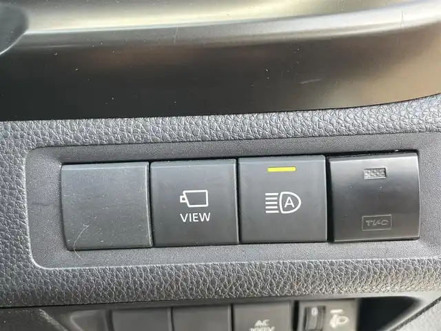 トヨタ アクア Z 千葉県 2022(令4)年 2.7万km プラチナホワイトパールマイカ メーカー10.5型ディスプレイオーディオ/（AM/FM/BT/フルセグTV）/全方位バックカメラ/前後ドラレコ/ETC/トヨタセーフティセンス/・レーントレーシングアシスト/・プリクラッシュセーフティ/・ブラインドスポットモニター/・クリアランスソナー/・リアクロストラフィックアラート/・パーキングサポートブレーキ/・ロードサインアシスト/PWR＋モード/ECOモード/EVモード/nanoeX/ドアバイザー/純正フロアマット/純正LEDヘッドライト/純正15インチAW/ドアバイザー