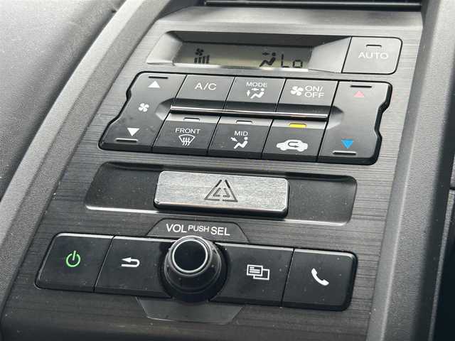 ホンダ Ｓ６６０ α 栃木県 2015(平27)年 4.4万km プレミアムミスティックナイトパール センターディスプレイ/・6.1インチワイドディスプレイ/・HDMIジャック/リアモニター/クルーズコントロール/ハーフレザーシート/革巻きステアリング/ステアリングスイッチ/パドルシフト/LEDヘッドランプ/オートライト/スマートキー＆プッシュスタート/純正アルミホイール（前15インチ後16インチ）/純正フロアマット/W/サイドエアバッグ
