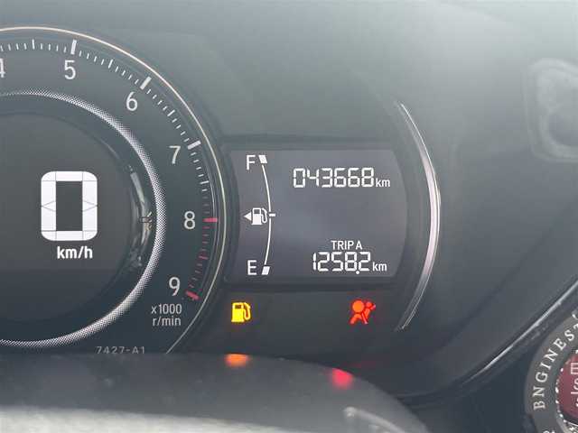 ホンダ Ｓ６６０ α 兵庫県 2015(平27)年 4.4万km プレミアムミスティックナイトパール センターディスプレイ/・6.1インチワイドディスプレイ/・HDMIジャック/リアモニター/クルーズコントロール/ハーフレザーシート/革巻きステアリング/ステアリングスイッチ/パドルシフト/LEDヘッドランプ/オートライト/スマートキー＆プッシュスタート/純正アルミホイール（前15インチ後16インチ）/純正フロアマット/W/サイドエアバッグ