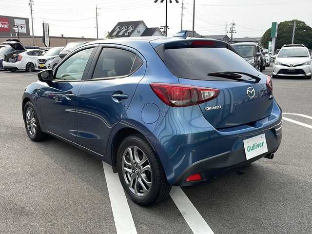 マツダ デミオ XDミストマルーン 岐阜県 2018(平30)年 4.1万km エターナルブルーマイカ 登録時走行距離40523km/純正ナビ　/純正ＥＴＣ　/全方位カメラ/フルセグテレビ/Blue tooth可/CD/DVD可/ドライブレコーダー　/レーダークルーズコントロール　/横滑り防止装置　/レーンキープアシスト　/前後コーナーセンサー　/LEDヘッドライト　/LEDフォグランプ/オートライト　/純正１６インチアルミホイール/プッシュスタート/ターボ/アイドリングストップ/MTモード付AT/スマートキー/フルフラットシート/シートヒーター/ステアリングヒーター/革巻きステアリング/純正フロアマット