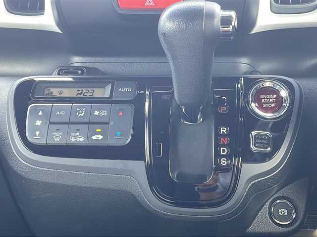 ホンダ Ｎ ＢＯＸ スラッシュ X ターボパッケージ 青森県 2015(平27)年 7.8万km スマートブラック 4WD・ターボ/純正メモリナビ・フルセグTV/CD・DVD・Bluetooth・SD/サウンドマッピングシステム/バックカメラ/前席シートヒーター/ステアリングヒーター/ワイヤレス充電器/あんしんパッケージ/衝突軽減ブレーキ/クルーズコントロール/横滑り防止機能/ステアリングスイッチ/ETC/ストリートロッドスタイルパッケージ/HIDライト/LEDフォグランプ/純正15インチアルミ/スマートキー/プッシュスタート