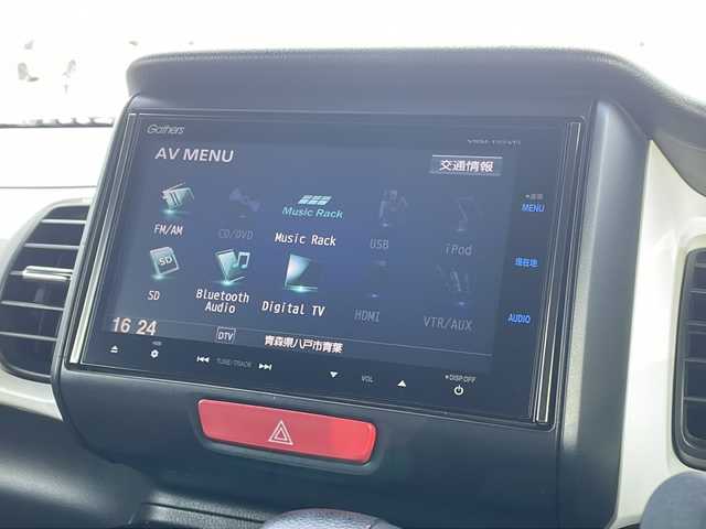 ホンダ Ｎ ＢＯＸ スラッシュ X ターボパッケージ 青森県 2015(平27)年 7.8万km スマートブラック 4WD・ターボ/純正メモリナビ・フルセグTV/CD・DVD・Bluetooth・SD/サウンドマッピングシステム/バックカメラ/前席シートヒーター/ステアリングヒーター/ワイヤレス充電器/あんしんパッケージ/衝突軽減ブレーキ/クルーズコントロール/横滑り防止機能/ステアリングスイッチ/ETC/ストリートロッドスタイルパッケージ/HIDライト/LEDフォグランプ/純正15インチアルミ/スマートキー/プッシュスタート
