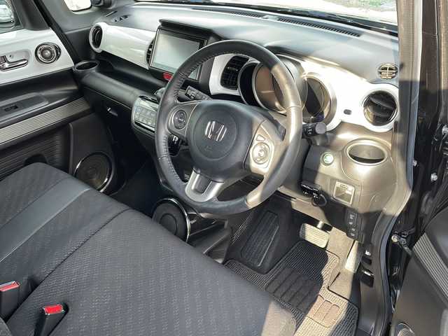 ホンダ Ｎ ＢＯＸ スラッシュ X ターボパッケージ 青森県 2015(平27)年 7.8万km スマートブラック 4WD・ターボ/純正メモリナビ・フルセグTV/CD・DVD・Bluetooth・SD/サウンドマッピングシステム/バックカメラ/前席シートヒーター/ステアリングヒーター/ワイヤレス充電器/あんしんパッケージ/衝突軽減ブレーキ/クルーズコントロール/横滑り防止機能/ステアリングスイッチ/ETC/ストリートロッドスタイルパッケージ/HIDライト/LEDフォグランプ/純正15インチアルミ/スマートキー/プッシュスタート