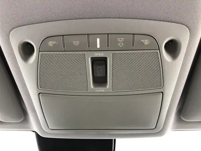 日産 エクストレイル 20X 愛知県 2017(平29)年 5万km ブリリアントシルバー 4WD/寒冷地仕様/パノラミックガラスル/メーカーオプション7インチナビ/　　・CD/DVD/Bluetooth/プロパイロット/インテリジェントエマージェンシーブレーキ/インテリジェントDA/インテリジェントLI/BSW/デジタルインナーミラー/アラウンドビューモニター/ビルトインETC/ステアリングリモコン/シートヒーター（全席）/パワーバックドア/ルーフレール/純正LEDヘッドライト/フォグランプ