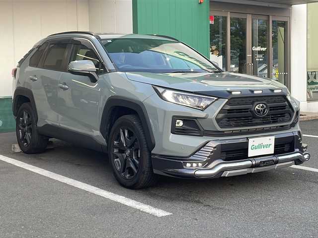 トヨタ ＲＡＶ４ アドベンチャー 京都府 2022(令4)年 4.5万km アーバンカーキ 純正９インチナビ　Ｂｌｕｅｔｏｏｔｈオーディオ　ＵＳＢ接続　フルセグ　ＤＶＤ再生　バックカメラ　ＪＡＯＳエアロ　レーダークルーズ　シートベンチレーション　シートヒーター　ブラインドスポットモニター