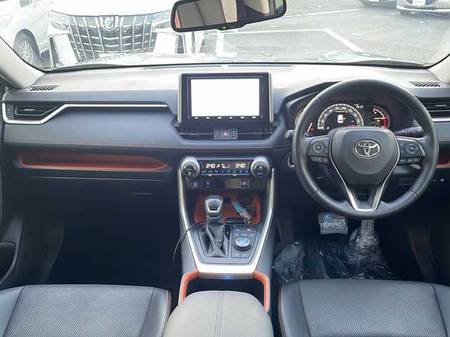 トヨタ ＲＡＶ４ アドベンチャー 京都府 2022(令4)年 4.5万km アーバンカーキ 純正９インチナビ　Ｂｌｕｅｔｏｏｔｈオーディオ　ＵＳＢ接続　フルセグ　ＤＶＤ再生　バックカメラ　ＪＡＯＳエアロ　レーダークルーズ　シートベンチレーション　シートヒーター　ブラインドスポットモニター