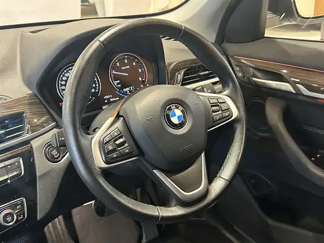ＢＭＷ Ｘ１ xDrive 18d xライン 道央・札幌 2019(令1)年 3.6万km ミネラルホワイト アドバンスドアクティブセーフティーパッケージ/　・ACC/　・ヘッドアップディスプレイ/ハイラインパッケージ/　・ダコタレザーシート/　・電動フロントシート/　・シートヒーター/純正HDDナビ/USB/Bluetooth/バックカメラ/PDC/パーキングアシスト/LEDヘッドライト/パワーテールゲート/社外ドラレコ
