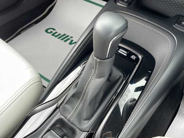 トヨタ カローラツーリング ハイブリッド ダブルバイビー 岩手県 2019(令1)年 1.7万km スパークリングブラックパールクリスタルシャイン 純正ディスプレイオーディオ/トヨタセーフティセンス/バックカメラ/ETC2.0/ドライブレコーダー/ステアリングヒーター/レーダークルーズコントロール/衝突被害軽減ブレーキ/レーンキープアシスト/横滑り防止装置/シートヒーター/オートライト/オートハイビーム/LEDヘッドライト/フォグランプ/スマートキープッシュスタート/電動格納ミラー/純正17インチAW/純正フロアマット