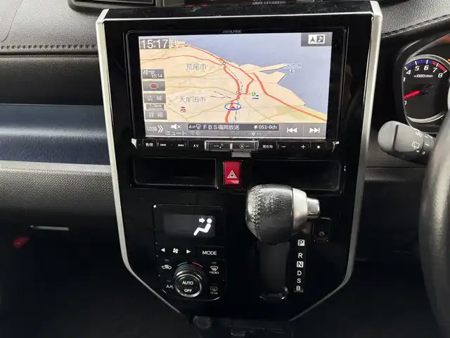 トヨタ ルーミー カスタムG 福岡県 2017(平29)年 12.8万km パールホワイトⅢ ALPINE9型ナビ（BT/フルセグ/DISC/AM/FM/SD）/フロントエアロ/両側パワースライドドア/純正LEDヘッドライト/オートライト/シートカバー/ウォークスルー/純正14インチAW/サンシェード/横滑り防止装置/盗難防止装置/アイドリングストップ/スマートキー/ETC