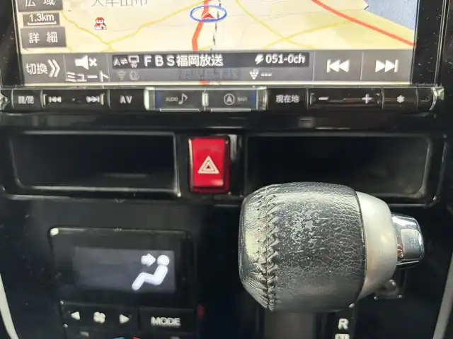 トヨタ ルーミー カスタムG 福岡県 2017(平29)年 12.8万km パールホワイトⅢ ALPINE9型ナビ（BT/フルセグ/DISC/AM/FM/SD）/フロントエアロ/両側パワースライドドア/純正LEDヘッドライト/オートライト/シートカバー/ウォークスルー/純正14インチAW/サンシェード/横滑り防止装置/盗難防止装置/アイドリングストップ/スマートキー/ETC