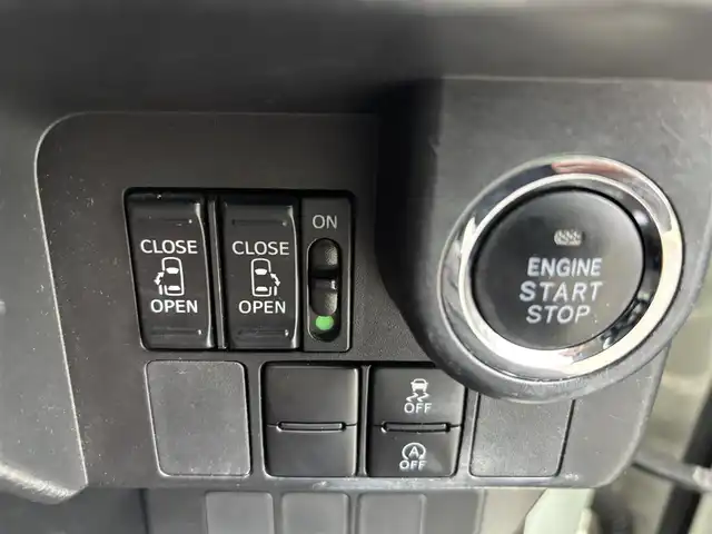 トヨタ ルーミー カスタムG 福岡県 2017(平29)年 12.8万km パールホワイトⅢ ALPINE9型ナビ（BT/フルセグ/DISC/AM/FM/SD）/フロントエアロ/両側パワースライドドア/純正LEDヘッドライト/オートライト/シートカバー/ウォークスルー/純正14インチAW/サンシェード/横滑り防止装置/盗難防止装置/アイドリングストップ/スマートキー/ETC