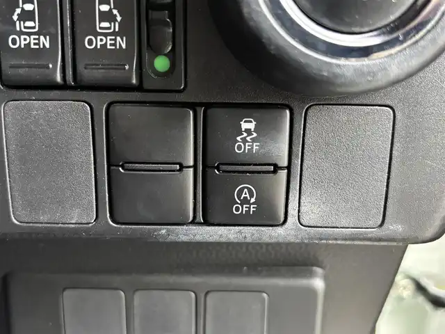 トヨタ ルーミー カスタムG 福岡県 2017(平29)年 12.8万km パールホワイトⅢ ALPINE9型ナビ（BT/フルセグ/DISC/AM/FM/SD）/フロントエアロ/両側パワースライドドア/純正LEDヘッドライト/オートライト/シートカバー/ウォークスルー/純正14インチAW/サンシェード/横滑り防止装置/盗難防止装置/アイドリングストップ/スマートキー/ETC