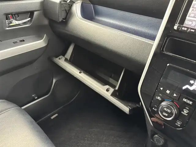 トヨタ ルーミー カスタムG 福岡県 2017(平29)年 12.8万km パールホワイトⅢ ALPINE9型ナビ（BT/フルセグ/DISC/AM/FM/SD）/フロントエアロ/両側パワースライドドア/純正LEDヘッドライト/オートライト/シートカバー/ウォークスルー/純正14インチAW/サンシェード/横滑り防止装置/盗難防止装置/アイドリングストップ/スマートキー/ETC