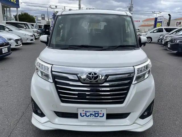 トヨタ ルーミー カスタムG 和歌山県 2017(平29)年 12.8万km パールホワイトⅢ (株)IDOMが運営する【じしゃロン和歌山店】の自社ローン対象車両になります。こちらは現金ご利用時の価格です。自社ローンご希望の方は別途その旨お申付け下さい。/ALPINE9型ナビ（BT/フルセグ/DISC/AM/FM/SD）/フロントエアロ/両側パワースライドドア/純正LEDヘッドライト/オートライト/シートカバー/ウォークスルー/純正14インチAW/サンシェード/横滑り防止装置/盗難防止装置/アイドリングストップ/スマートキー/ETC