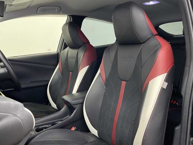 トヨタ プリウス S ツーリングセレクション 秋田県 2021(令3)年 3.6万km アティチュードブラックマイカ ４WD/純正SDナビ(Bluetooth/CD/DVD/フルセグ)/全方位カメラ/ビルトインETC/前後コーナーセンサー/前席シートヒーター/車線逸脱警報/モデリスタシートカバー/純正AW/TROエアロ/デジタルインナーミラー/レイダー探知機/リアデアイサー/オートライト/衝突被害軽減システム/盗難防止装置/オートマチックハイビーム/LEDヘッドライト/スマートキー