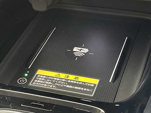 ホンダ ヴェゼル ハイブリッド e:HEV Z 岐阜県 2025(令7)年 0.1千km プラチナホワイトパール 純正OPディスプレイオーディオ(ホンダコネクト)/Bluetooth/USB/AppleCarPlay/AndroidAuto/フルセグテレビ/ハーフレザーシート/シートヒーター(D/N席)/ワイヤレス充電器/ＥＴＣ２．０/革巻きステアリング/ステアリングリモコン/ステアリングヒーター/パドルシフト/LEDヘッドライト/オートライト/パワーバックドア/電動パーキングブレーキ/左右独立エアコン/純正18インチアルミホイール/スマートキー/プッシュスタート/ホンダセンシング/衝突軽減ブレーキ（CMBS）/先行車発進お知らせ機能/歩行者事故低減ステアリング/路外逸脱抑制機能/標識認識機能/渋滞追従機能付アダプティブクルーズコントロール（ACC）/車線維持支援システム（LKAS）/トラフィックジャムアシスト（渋滞運転支援機能）/ブラインドスポットインフォメーション/誤発進抑制機能/後方誤発進抑制機能/近距離衝突軽減ブレーキ/急アクセル抑制機能/パーキングセンサーシステム/後退出庫サポート