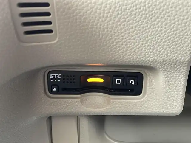 ホンダ Ｎ ＢＯＸ 岩手県 2018(平30)年 10.9万km プラチナホワイトパール (株)IDOMが運営する【じしゃロン盛岡店】の自社ローン専用車両になりますこちらは現金またはオートローンご利用時の価格です。自社ローンご希望の方は別途その旨お申付け下さい/ホンダセンシング/レーダークルーズコントロール/レーンキープアシスト/社外ナビ/CD/DVD/フルセグ/Bluetooth/SD/プッシュスタート/スマートキー/スペアキー/LEDヘッドライト/オートライト/ステアリングスイッチ/シートヒーター/バックカメラ/ETC