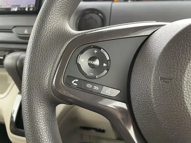 ホンダ Ｎ ＢＯＸ 岩手県 2018(平30)年 10.9万km プラチナホワイトパール (株)IDOMが運営する【じしゃロン盛岡店】の自社ローン専用車両になりますこちらは現金またはオートローンご利用時の価格です。自社ローンご希望の方は別途その旨お申付け下さい/ホンダセンシング/レーダークルーズコントロール/レーンキープアシスト/社外ナビ/CD/DVD/フルセグ/Bluetooth/SD/プッシュスタート/スマートキー/スペアキー/LEDヘッドライト/オートライト/ステアリングスイッチ/シートヒーター/バックカメラ/ETC