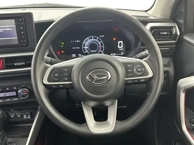 ダイハツ ロッキー G 熊本県 2020(令2)年 4.4万km レーザーブルークリスタルシャイン 純正ナビNSZN-W71D（ＣＤ・ＤＶＤ・フルセグ・ＢＴ・ＵＳＢ）/バックカメラ　/純正前方ドライブレコーダー　/ＥＴＣ　/レーダークルーズコントロール　/前席シートヒーター　/前後クリアランスソナー　/スマートアシスト/・衝突軽減ブレーキ/・レーンキープアシスト/・先行車発進お知らせ機能/・標識認識機能/・アダブティブクルーズコントロール/・前後踏み間違い防止システム/・オートハイビーム/横滑り防止/アイドリングストップ/ステアリングリモコン/純正17インチAW/オートライト/LEDヘッドライト/フォグランプ/スマートキー/プッシュスタート/スペアキー1本/取扱説明書