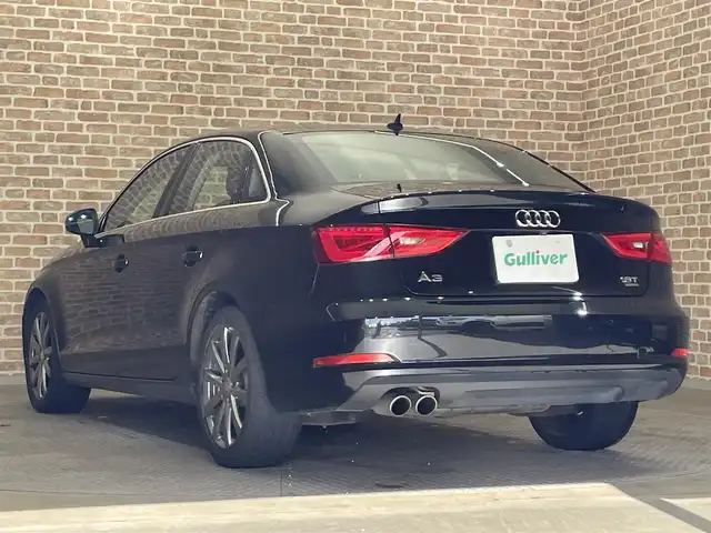 アウディ Ａ３ セダン 1．8 TFSI クワトロ 岩手県 2014(平26)年 14.7万km 黒 ４WD/ターボ/パドルシフト/衝突被害軽減システム/アダプティブクルーズコントロール/コーナーセンサー/横滑り防止装置/アイドリングストップ/純正ナビ/フルセグTV/ETC2.0/オートライト/HIDヘッドライト/フォグライト/１７インチアルミホイール