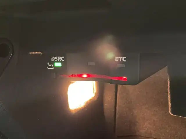 アウディ Ａ３ セダン 1．8 TFSI クワトロ 岩手県 2014(平26)年 14.7万km 黒 ４WD/ターボ/パドルシフト/衝突被害軽減システム/アダプティブクルーズコントロール/コーナーセンサー/横滑り防止装置/アイドリングストップ/純正ナビ/フルセグTV/ETC2.0/オートライト/HIDヘッドライト/フォグライト/１７インチアルミホイール