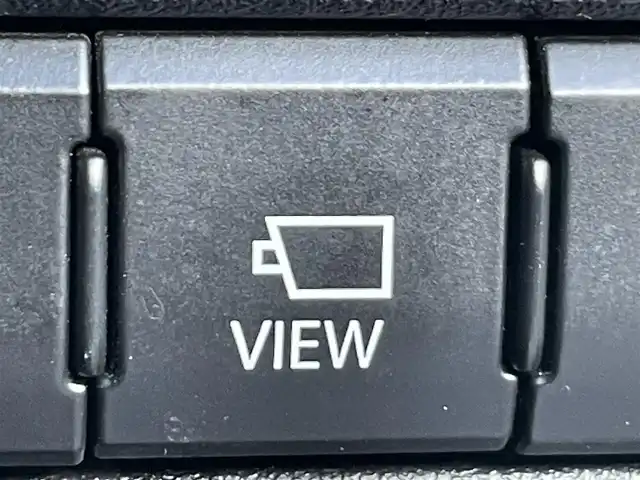 レクサス ＮＸ 300h Fスポーツ 岡山県 2018(平30)年 9.1万km グラファイトブラックガラスフレーク 登録時走行距離90572km/サンルーフ/純正10.3インチナビ/バックモニター/フルセグTV/Bluetooth/CD/レクサスセーフティシステム＋/・プリクラッシュセーフティ/・レーントレーシングアシスト/・オートマチックハイビーム/・アダプティブハイビームシステム/・レーダークルーズコントロール/・ロードサインアシスト/・先行者発進告知機能/ブラインドスポットモニター/ブレーキホールド/クリアランスソナー/パドルシフト/MTモード付きAT/ステアリングヒーター/本革レザーシート/シートメモリー/エアーシート/シートヒーター/前関パワーシート/ドライブレコーダー/純正ビルトインETC2.0/アルミホイール/純正フロアマット/LEDヘッドライト