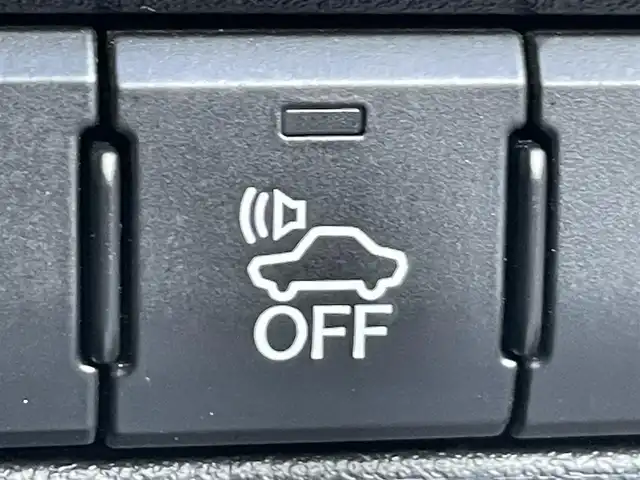 レクサス ＮＸ 300h Fスポーツ 岡山県 2018(平30)年 9.1万km グラファイトブラックガラスフレーク 登録時走行距離90572km/サンルーフ/純正10.3インチナビ/バックモニター/フルセグTV/Bluetooth/CD/レクサスセーフティシステム＋/・プリクラッシュセーフティ/・レーントレーシングアシスト/・オートマチックハイビーム/・アダプティブハイビームシステム/・レーダークルーズコントロール/・ロードサインアシスト/・先行者発進告知機能/ブラインドスポットモニター/ブレーキホールド/クリアランスソナー/パドルシフト/MTモード付きAT/ステアリングヒーター/本革レザーシート/シートメモリー/エアーシート/シートヒーター/前関パワーシート/ドライブレコーダー/純正ビルトインETC2.0/アルミホイール/純正フロアマット/LEDヘッドライト