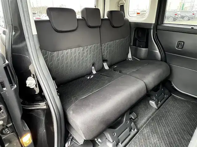 トヨタ ルーミー カスタムG 道央・札幌 2019(平31)年 5.1万km ブラックマイカメタリック ４WD/純正SDナビ/AM/FM/BT/SD/CD/フルセグ/衝突被害軽減ブレーキ/横滑り防止装置/クルーズコントロール/レーンキープアシスト/クリアランスソナー/バックカメラ/ビルトインETC/ドライブレコーダー/アイドリングストップ/両側パワースライドドア/革巻きステアリング/ステアリングリモコン/プッシュスタート/スマートキー/LEDヘッドライト/オートライト/フォグランプ/電動格納ミラー/ウィンカーミラー/純正フロアマット/ドアバイザー