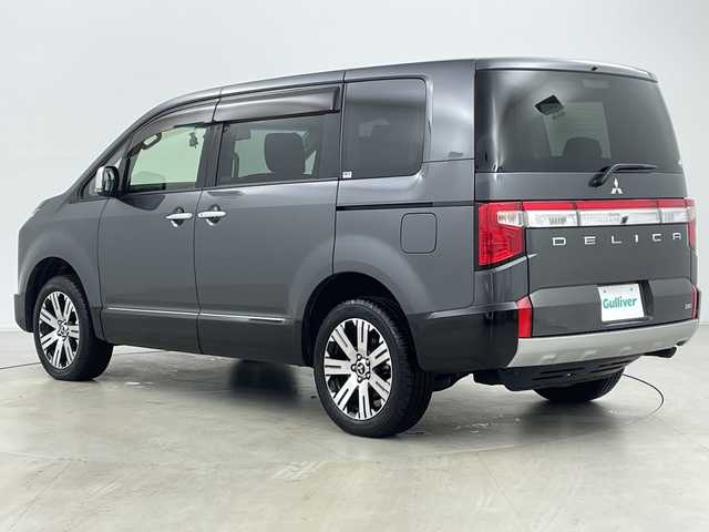 三菱 デリカＤ：５ P 道央・札幌 2019(平31)年 2.7万km アイガーグレーM/ダイヤモンドブラックマイカ ・純正ナビ/&CD&DVD&BT&TV&SD&iPod&AUX&USB/・全方位カメラ/・バックカメラ/・両側パワースライドドア/・パワーバックドア/・フリップダウンモニター/・e-Assist/・レーダークルーズコントロール/・ブラインドスポットモニター/・アイドリングストップ/・パドルシフト/・前席シートヒーター/・D席パワーシート/・前後ドライブレコーダー/・ETC/・ステアリングスイッチ/・純正フロアマット/・LEDヘッドライト/・オートライト/・オートマチックハイビーム/・スマートキー