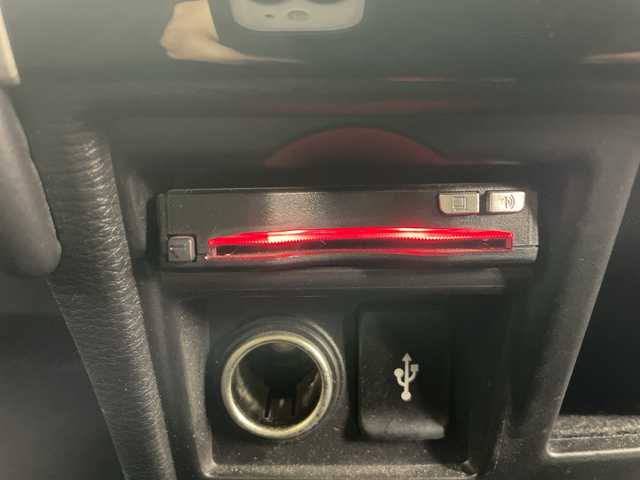 三菱 デリカＤ：５ P 道央・札幌 2019(平31)年 2.7万km アイガーグレーM/ダイヤモンドブラックマイカ ・純正ナビ/&CD&DVD&BT&TV&SD&iPod&AUX&USB/・全方位カメラ/・バックカメラ/・両側パワースライドドア/・パワーバックドア/・フリップダウンモニター/・e-Assist/・レーダークルーズコントロール/・ブラインドスポットモニター/・アイドリングストップ/・パドルシフト/・前席シートヒーター/・D席パワーシート/・前後ドライブレコーダー/・ETC/・ステアリングスイッチ/・純正フロアマット/・LEDヘッドライト/・オートライト/・オートマチックハイビーム/・スマートキー