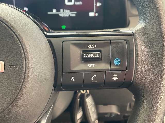 日産 ノート X エアリーグレーED 岐阜県 2022(令4)年 4.7万km ピュアホワイトパール プロパイロット/アラウンドビューモニター/純正ナビ/フルセグテレビ/ETC2.0/純正ドライブレコーダー/Bluetooth/USB/AppleCarPlay/AndroidAuto/HDMI/ワイヤレス充電/ブラインドスポットモニター/デジタルインナーミラー/インテリジェントルームミラー/LEDヘッドライト/オートマチックハイビーム/エマージェンシーブレーキ/電動パーキング/アンチブレーキシステム/横滑り防止装置/前後コーナーセンサー/盗難防止システム