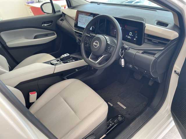 日産 ノート X エアリーグレーED 岐阜県 2022(令4)年 4.7万km ピュアホワイトパール プロパイロット/アラウンドビューモニター/純正ナビ/フルセグテレビ/ETC2.0/純正ドライブレコーダー/Bluetooth/USB/AppleCarPlay/AndroidAuto/HDMI/ワイヤレス充電/ブラインドスポットモニター/デジタルインナーミラー/インテリジェントルームミラー/LEDヘッドライト/オートマチックハイビーム/エマージェンシーブレーキ/電動パーキング/アンチブレーキシステム/横滑り防止装置/前後コーナーセンサー/盗難防止システム