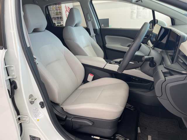 日産 ノート X エアリーグレーED 岐阜県 2022(令4)年 4.7万km ピュアホワイトパール プロパイロット/アラウンドビューモニター/純正ナビ/フルセグテレビ/ETC2.0/純正ドライブレコーダー/Bluetooth/USB/AppleCarPlay/AndroidAuto/HDMI/ワイヤレス充電/ブラインドスポットモニター/デジタルインナーミラー/インテリジェントルームミラー/LEDヘッドライト/オートマチックハイビーム/エマージェンシーブレーキ/電動パーキング/アンチブレーキシステム/横滑り防止装置/前後コーナーセンサー/盗難防止システム