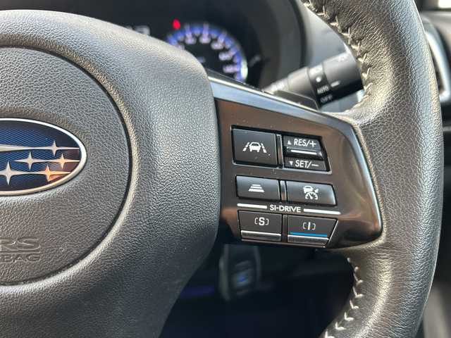 スバル レヴォーグ 1．6GT アイサイト Sスタイル 愛媛県 2015(平27)年 3.6万km ギャラクシーブルーシリカ 純正KENWOODナビ/（Bluetooth/AM/FM/フルセグTV/iPad/SD）/レーダークルーズコントロール/衝突軽減ブレーキ/LEDヘッドライト/コーナーセンサー/パワーシート/ETC/ドライブレコーダー/純正18インチAW/スマートキー/純正フロアマット/レーンキープアシスト/4WD/ダウンヒルアシストコントロール/アイドリングストップ