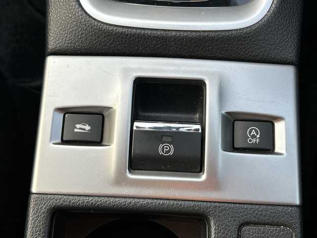 スバル レヴォーグ 1．6GT アイサイト Sスタイル 愛媛県 2015(平27)年 3.6万km ギャラクシーブルーシリカ 純正KENWOODナビ/（Bluetooth/AM/FM/フルセグTV/iPad/SD）/レーダークルーズコントロール/衝突軽減ブレーキ/LEDヘッドライト/コーナーセンサー/パワーシート/ETC/ドライブレコーダー/純正18インチAW/スマートキー/純正フロアマット/レーンキープアシスト/4WD/ダウンヒルアシストコントロール/アイドリングストップ